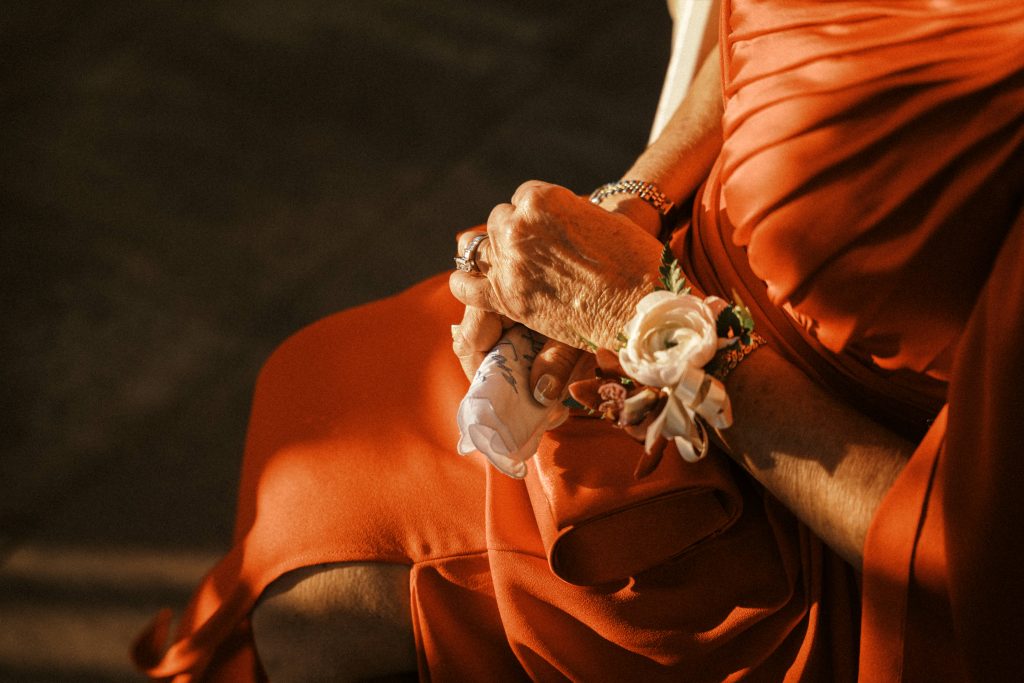 documentary style wedding photos