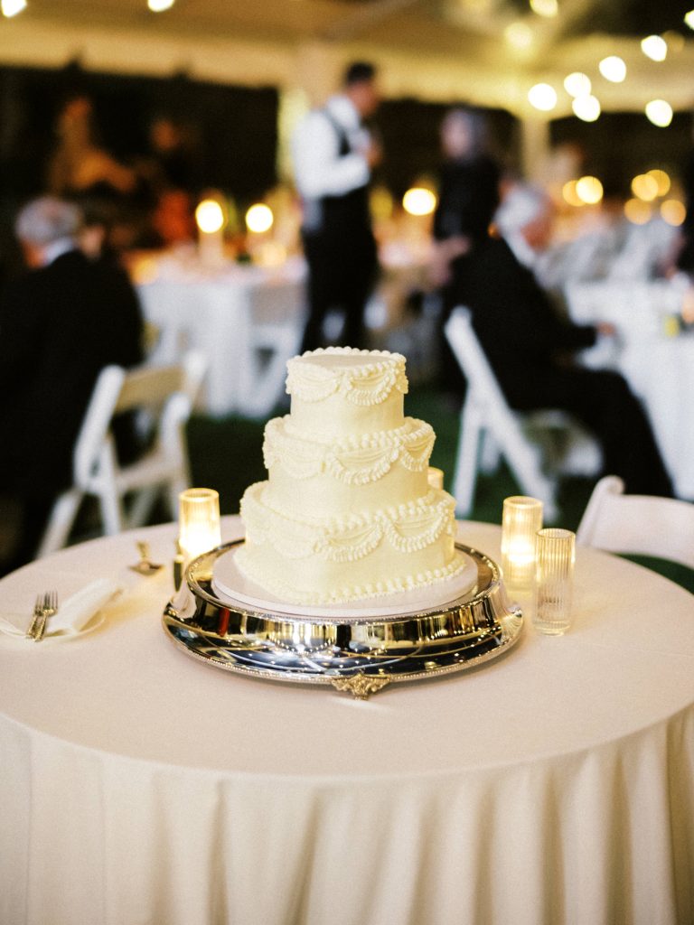 wedding cake at henderson beach resort